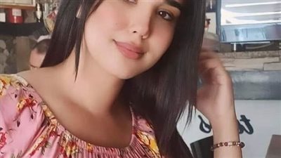 - نهاركِ أسود أنتي مين ودخلتي أوضتي ازاي! 
